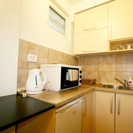 Intriga Apartamento *